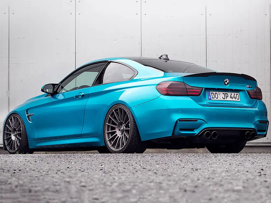 BMW M4 JP Performance