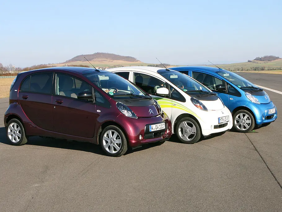 Reichweitentest Elektroautos Elektroautos im Reichweiten-Test Seitenansicht