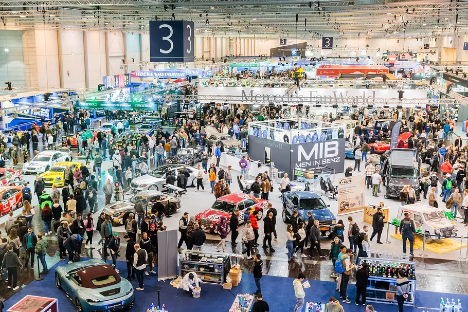 Ein Blick aus der Vogelperspektive auf die Essen Motor Show.