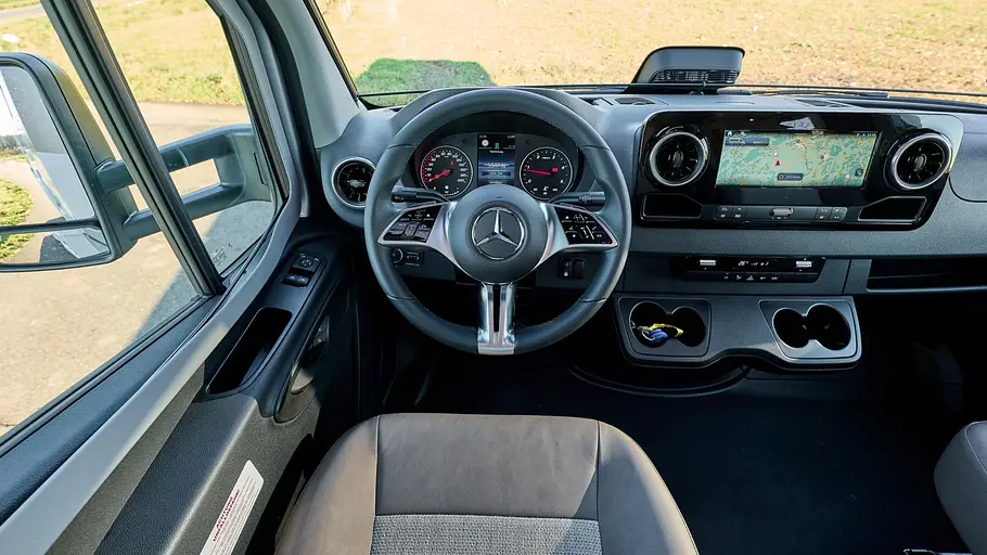 Eura Mobil Profila T Freestyle 726 EF (2026) Die Innenaufnahme zeigt das Cockpit des Eura Mobil Profila T Freestyle 726 EF.