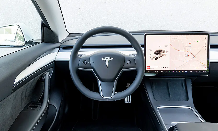 Tesla Model 3 Performance