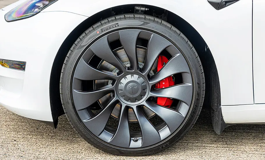 Tesla Model 3 Performance