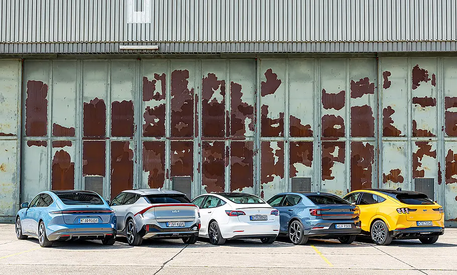 Nio ET5/Kia EV6 GT/Tesla Model 3 Performance/Polestar 2/Ford Mustang Mustang Mach-E GT