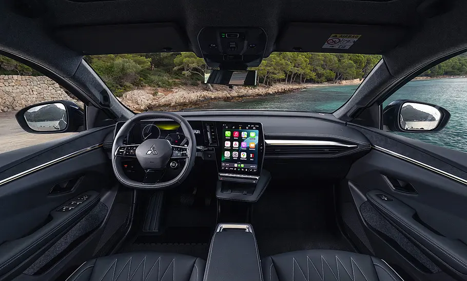 Mitsubishi Eclipse Cross (2026) Das Armaturenbrett des Mitsubishi Eclipse Cross (2026) ist zu sehen.