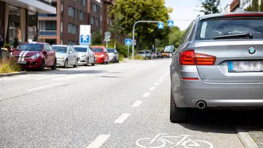 Falschparker per App melden - Foto: Imago