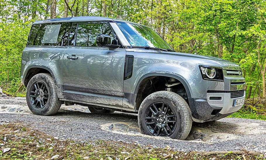 Land Rover Defender 90 D250