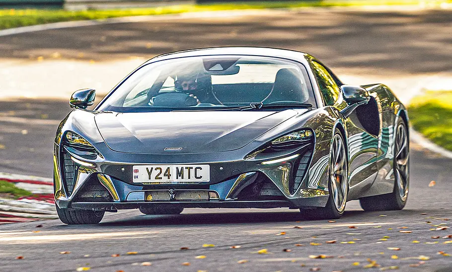 McLaren Artura