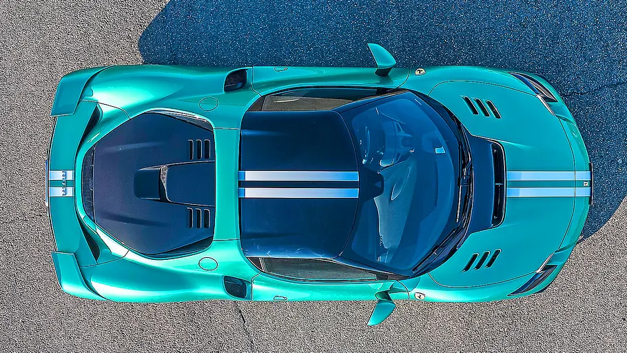 Ferrari 296 Speciale (2025) Blick von oben auf den Ferrari 296 Speciale (2025).