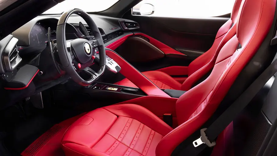 Ferrari 849 Testarossa Spider Der Innenraum des Ferrari 849 Testarossa Spider.