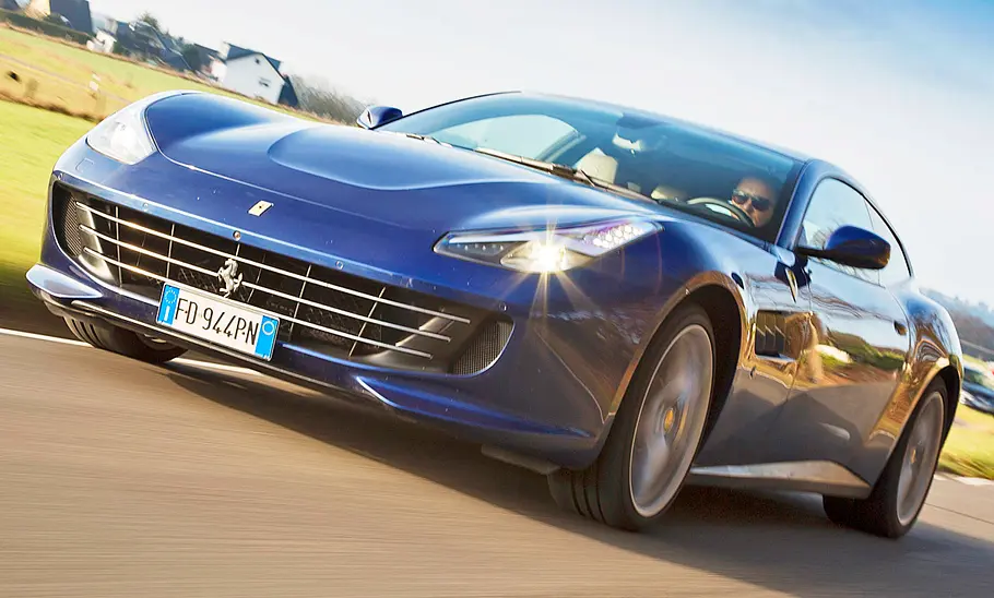 Ferrari GTC4Lusso (2016)