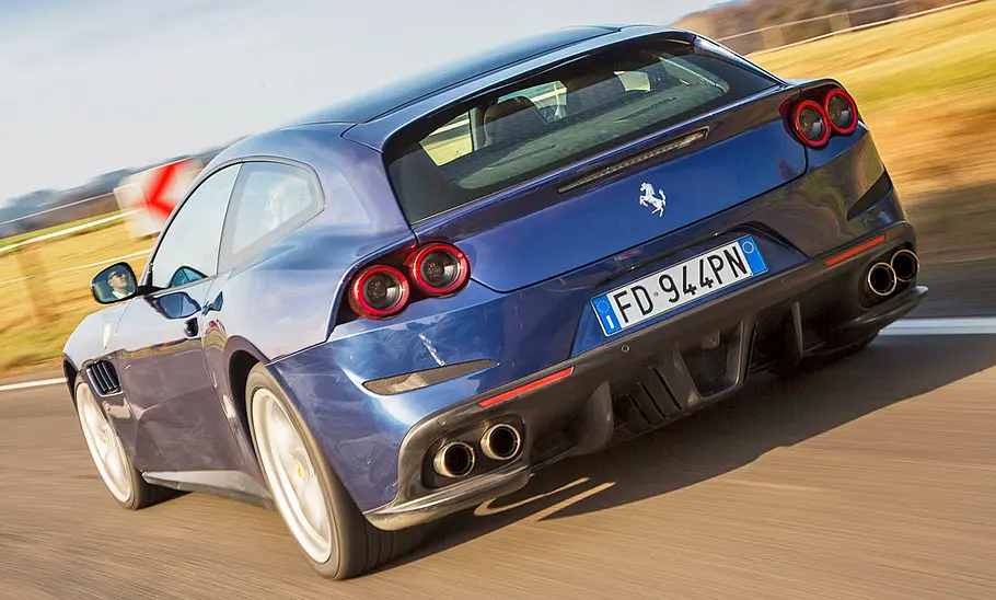 Ferrari GTC4Lusso (2016)