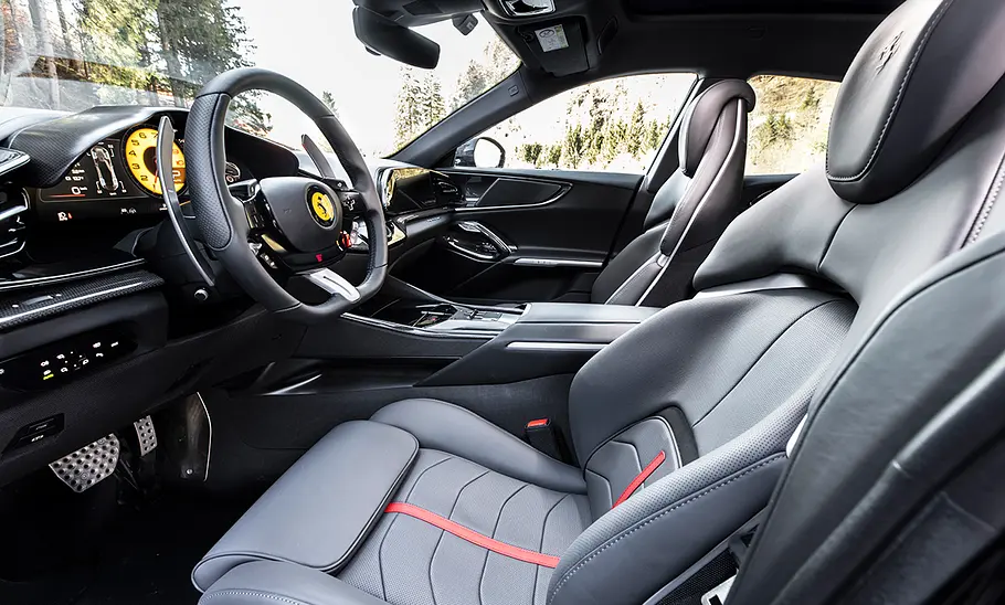 Ferrari Purosangue (2022) Ferrari Purosangue (2022)