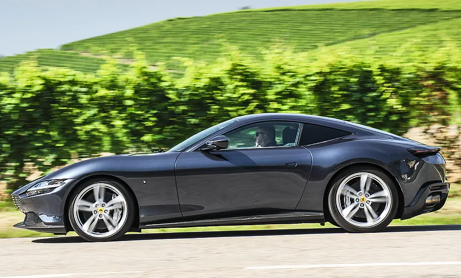 Ferrari Roma (2020) Ferrari Roma (2020)