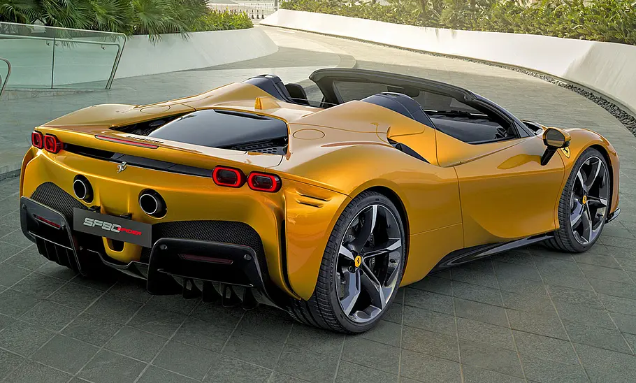Ferrari SF90 Spider (2021) Ferrari SF90 Spider (2021)