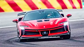 Ferrari SF90 XX Stradale (2023) - Foto: Ferrari