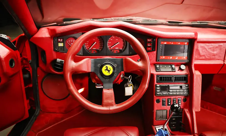 Ferrari Testarossa Koenig Specials Competition Evolution II Cockpit