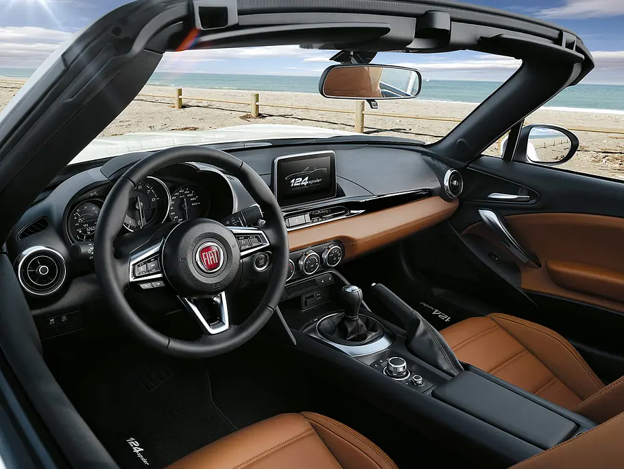 Fahrspaß im neuen 124 Spider Fahrspaß im neuen 124 Spider