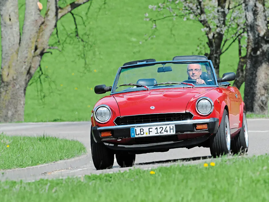 Fiat 124 Spider Cabrio Vergleich Bilder technische Daten