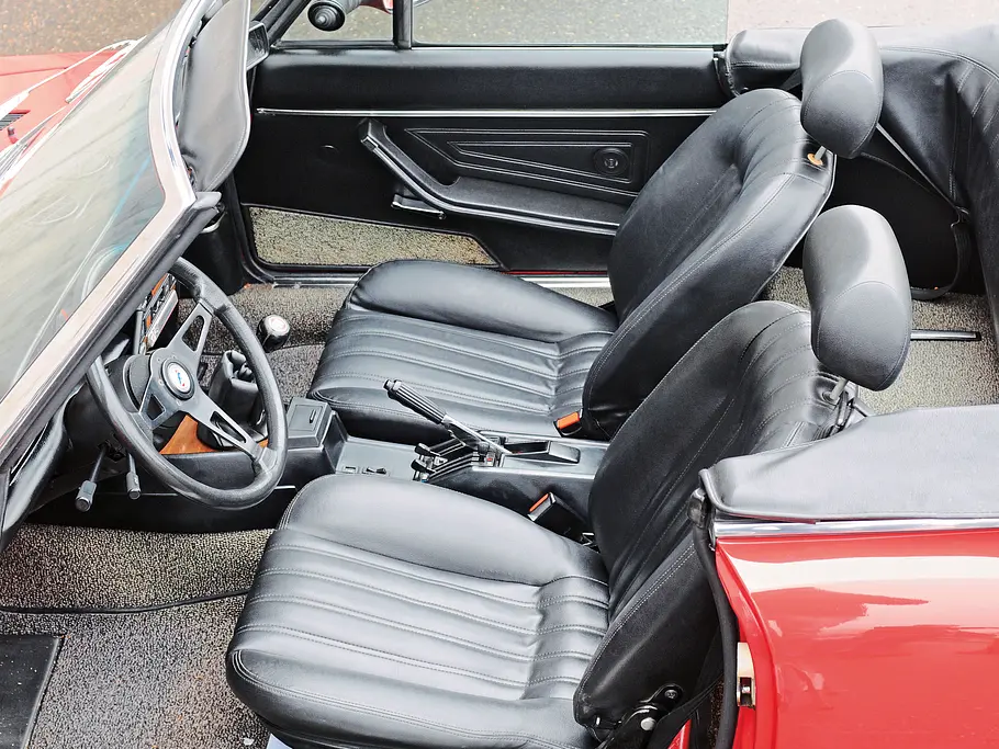 Fiat 124 Spider Cabrio Vergleich Bilder technische Daten Sitze