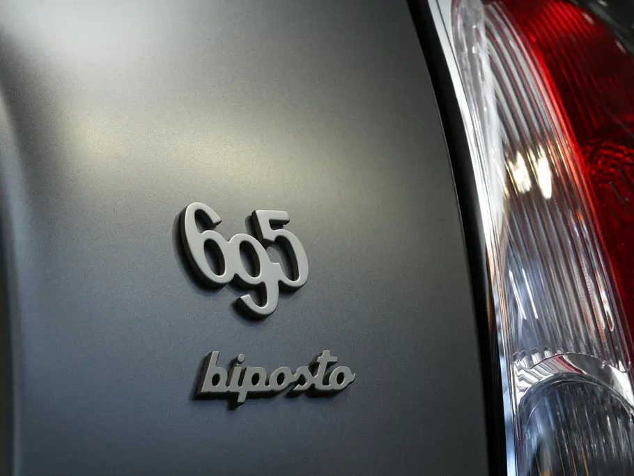 Abarth 695 Biposto Fiat 500 Fahrbericht Kleinwagen Sportversion