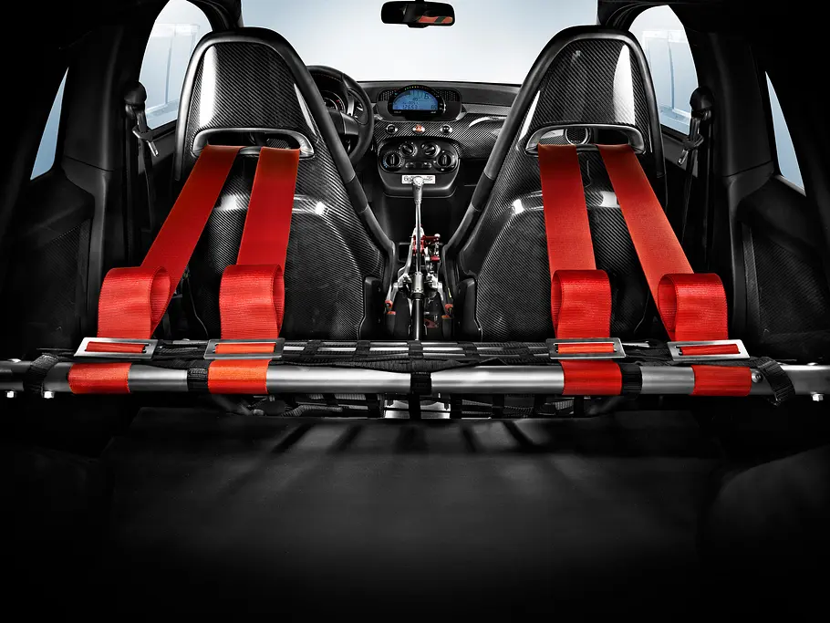 Abarth 695 Biposto Fiat 500 Fahrbericht Kleinwagen Sportversion