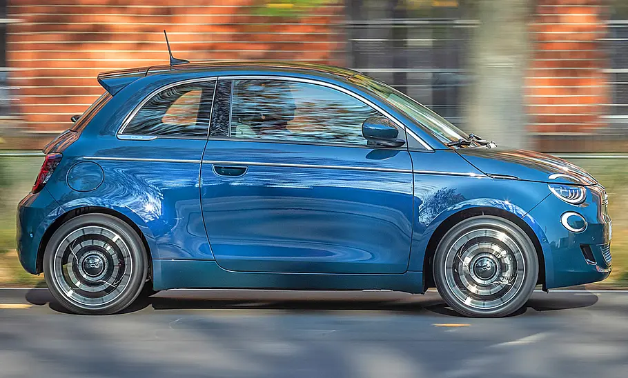 Fiat 500 Elektro (2020) Fiat 500 Elektro (2020)