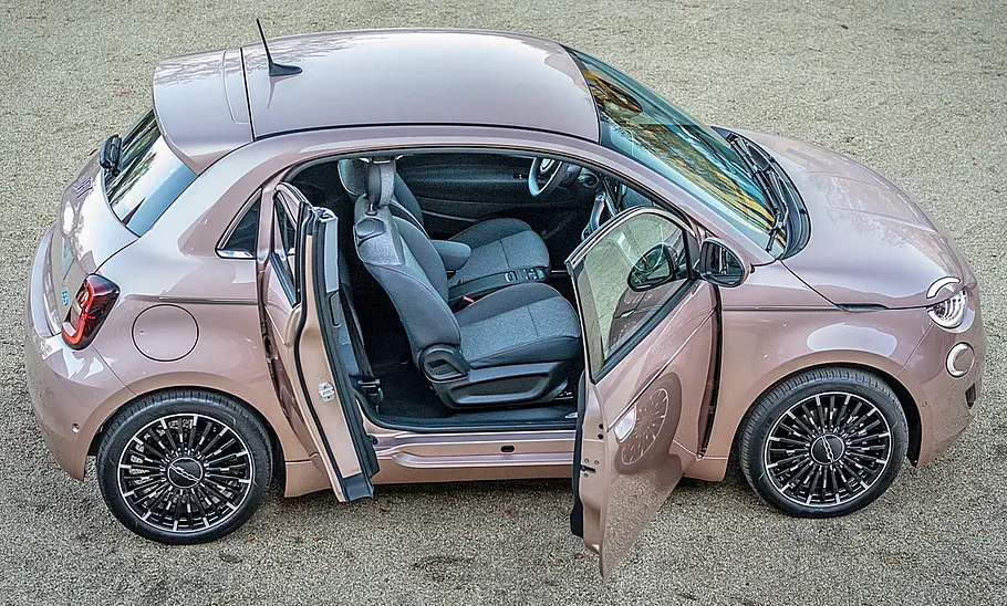 Fiat 500 Elektro (2020) Fiat 500 Elektro (2020)