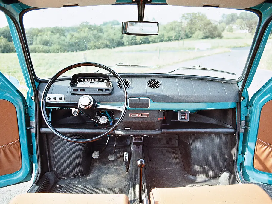 Fiat 850 Jubiläum Bilder technische Daten Cockpit