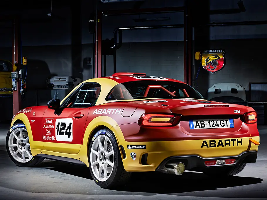 Abarth 124 Spider