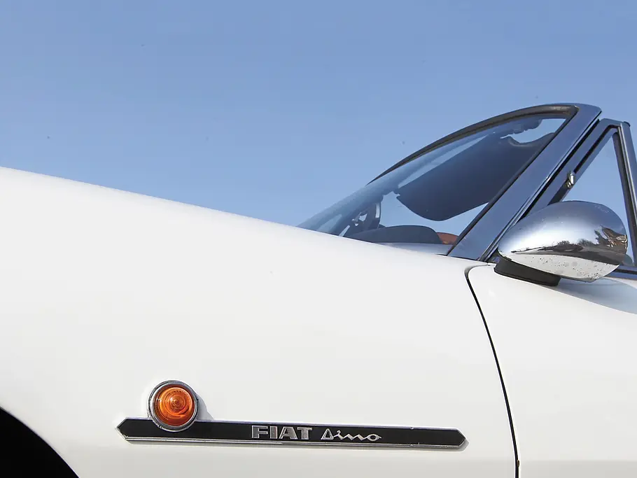 Fiat Dino Spider Turin Italien Reise Reportage