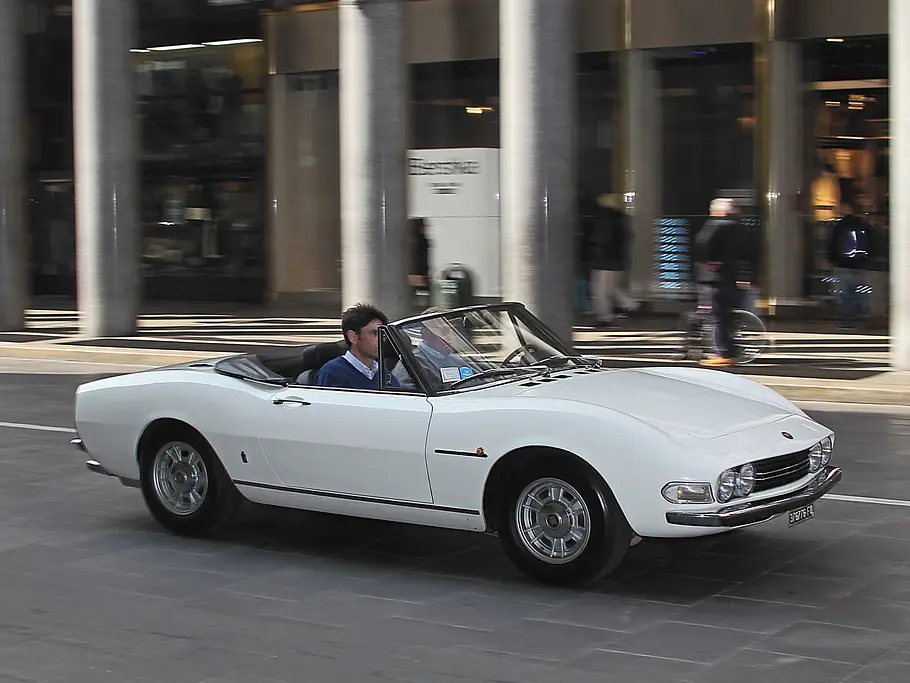 Fiat Dino Spider Turin Italien Reise Reportage