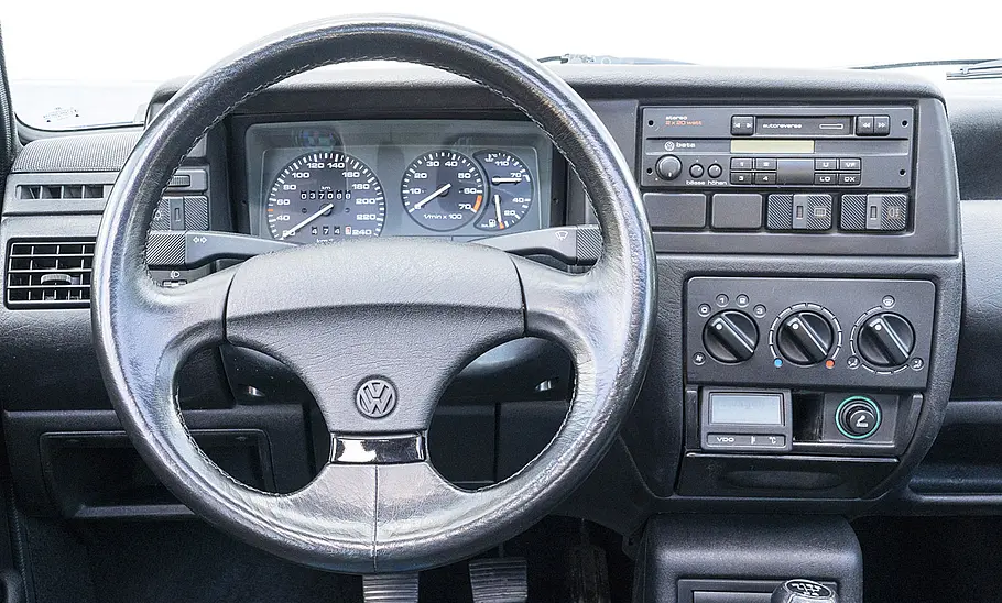 Das Cockpit des VW Polo G40