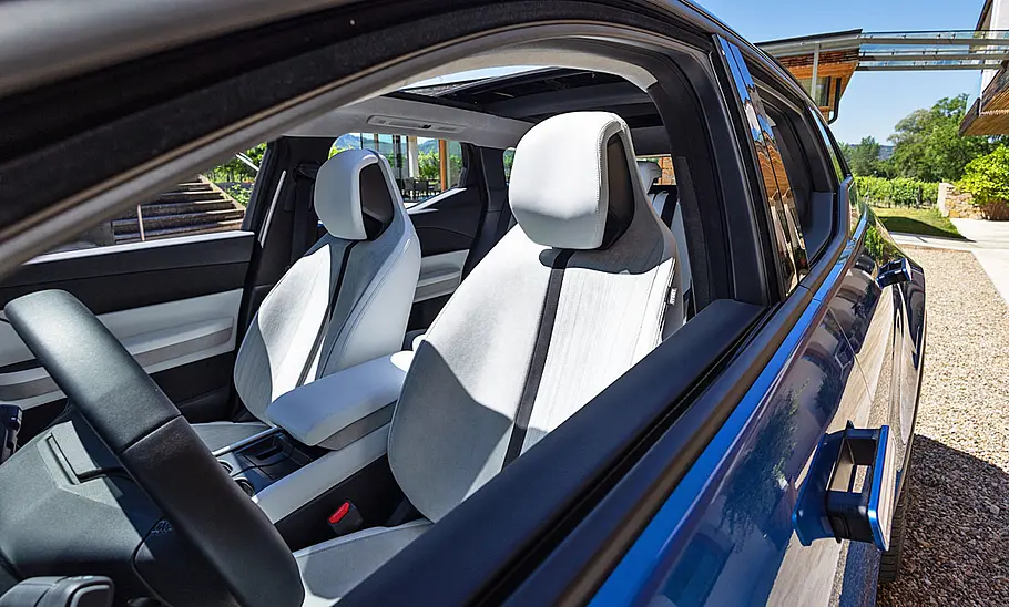 Fisker Ocean (2023) Fisker Ocean (2023)