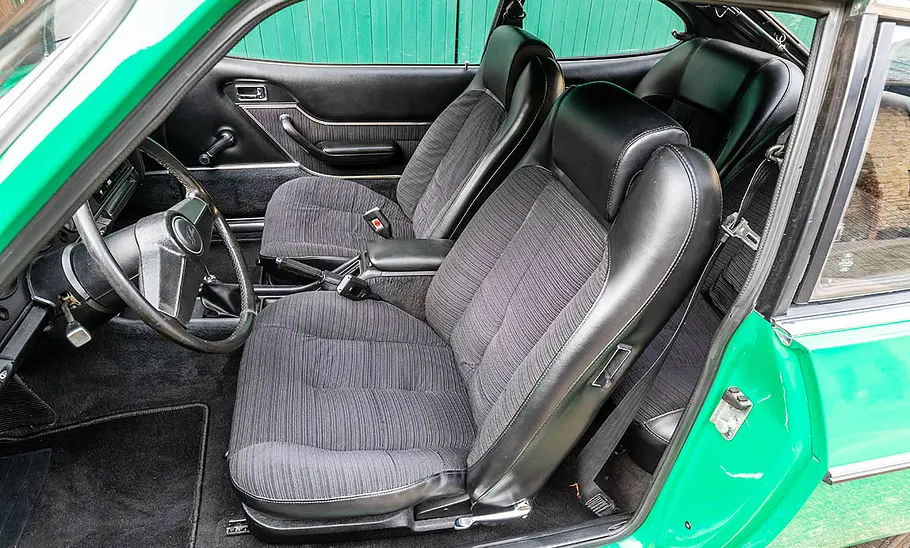 Ford Capri II 3.0 Ghia Innenraum