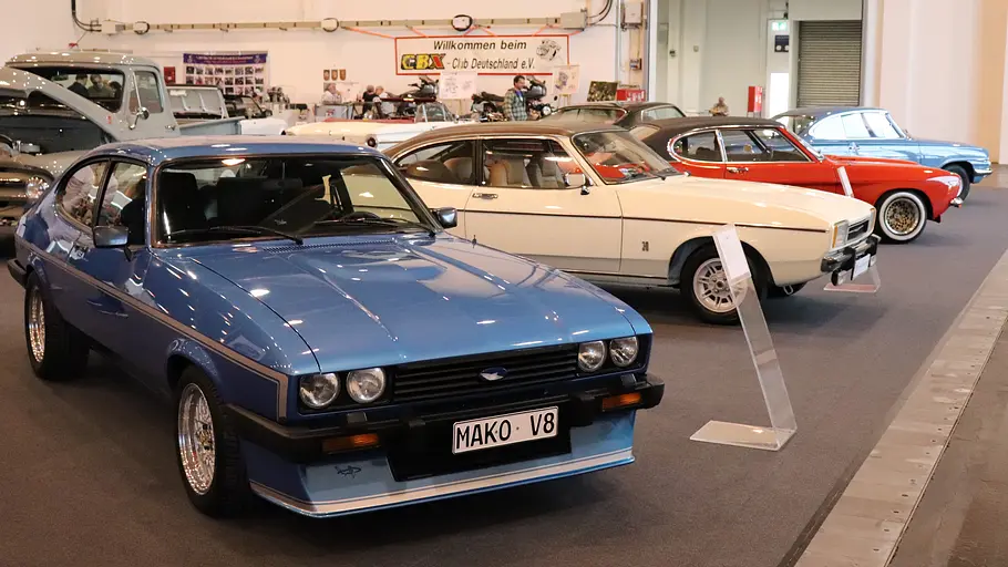 Ford Capri Mako V8 Ford Capri Mako V8 statisch von schräg vorne fotografiert