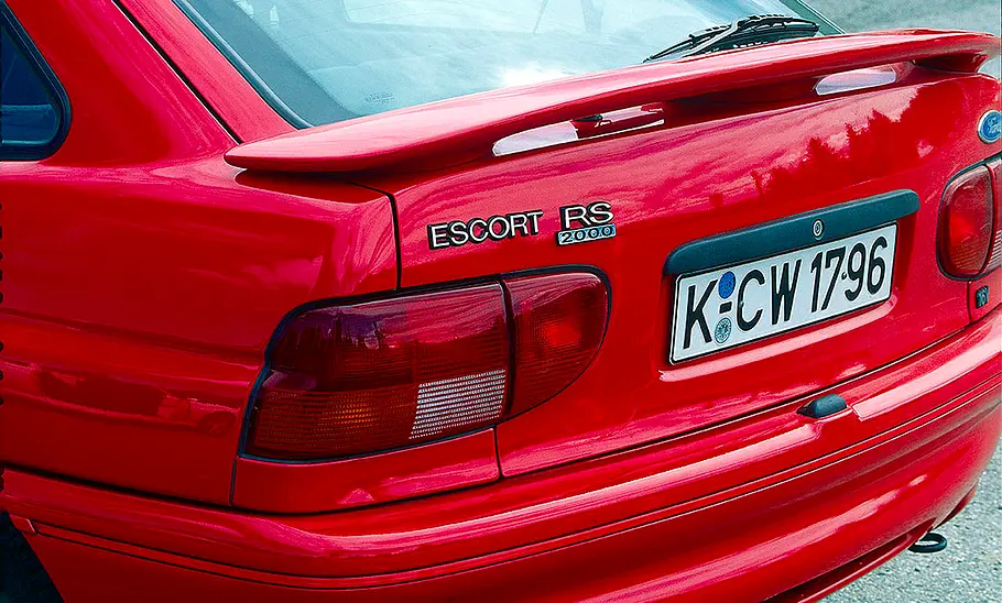 Ford Escort RS 2000 Das Heck des Ford Escort RS 2000.
