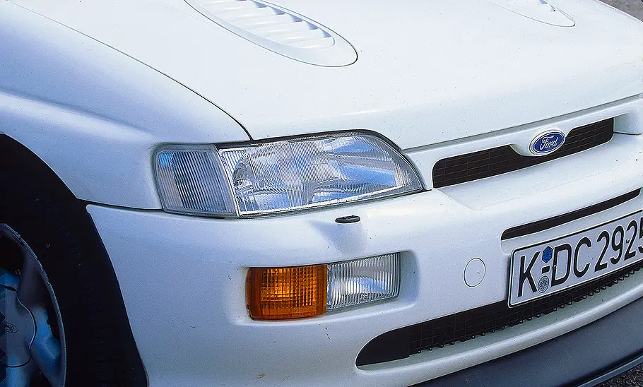 Ford Escort RS Cosworth Die Front des Ford Escort RS Cosworth.