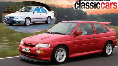 Ford Escort RS Cosworth/Ford Sierra II RS Cosworth 4x4 fahrend von schräg vorne fotografiert in einer Kollage. - Foto: Ford/Kollage: AUTO ZEITUNG Ford Escort RS Cosworth/Ford Sierra II RS Cosworth 4x4 fahrend von schräg vorne fotografiert in einer Kollage. - Foto: Ford/Kollage: AUTO ZEITUNG