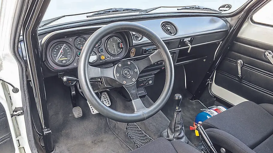 Ford Escort RS2000 Mk I Cockpit