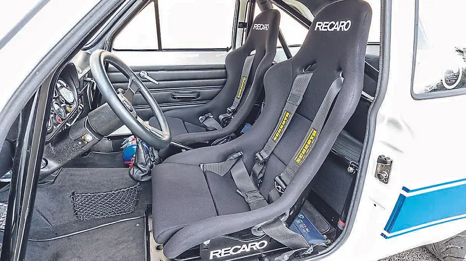Ford Escort RS2000 Mk I Sitze