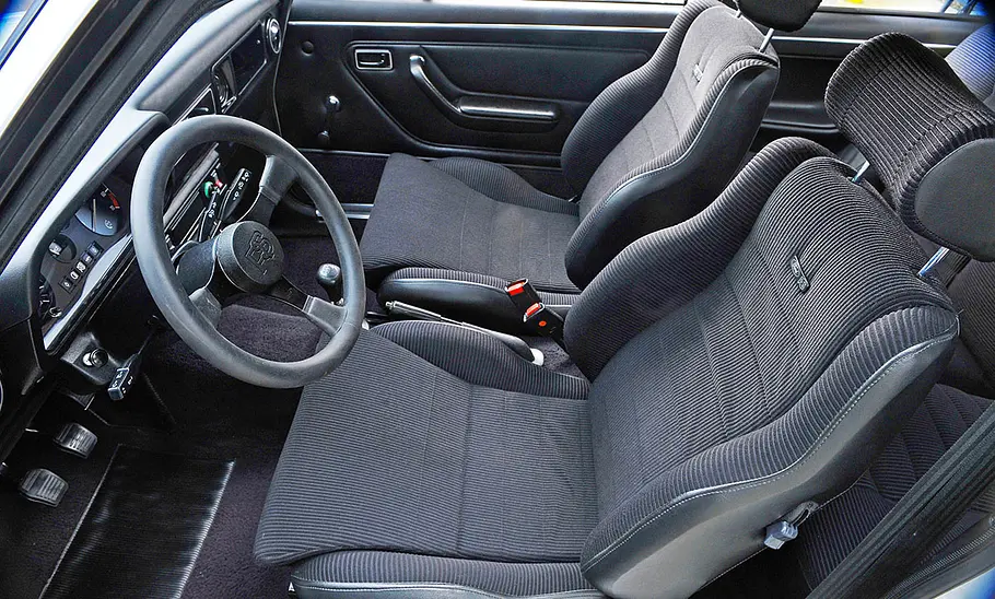 Die Sitze des Ford Escort RS 2000 X-Pack