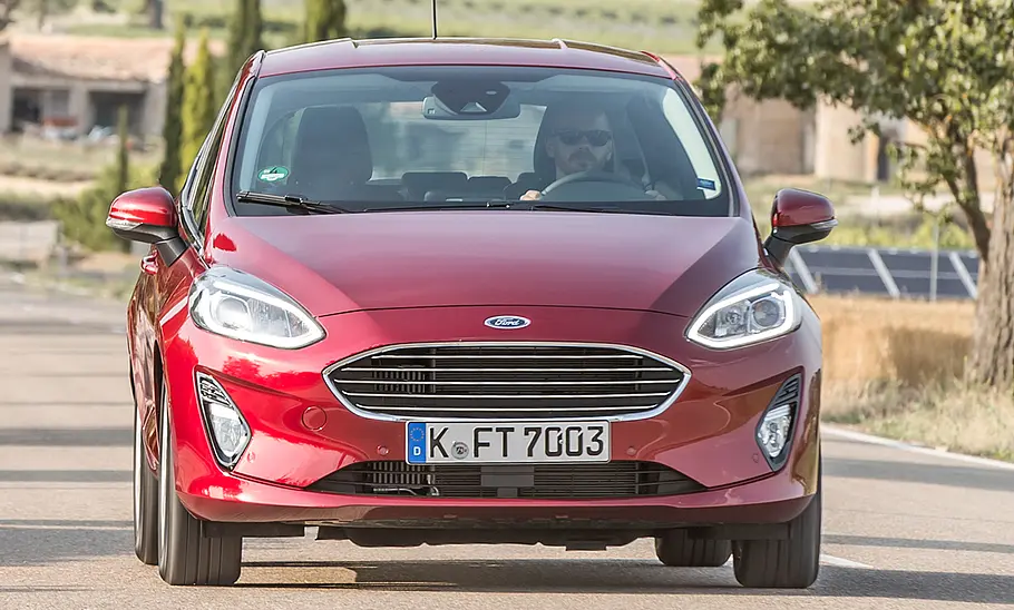 Ford Fiesta (2017) Ford Fiesta (2017)