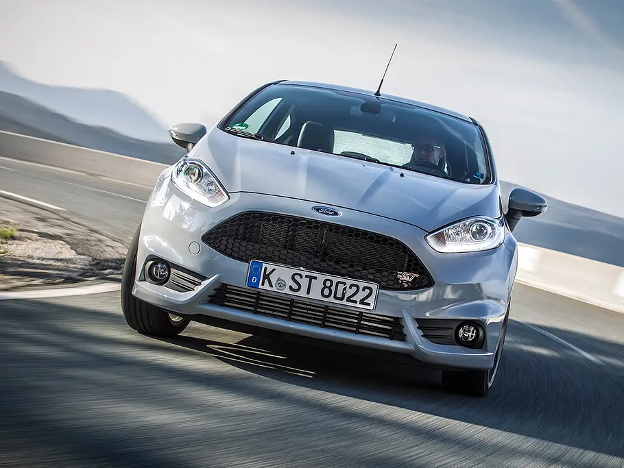 Ford Fiesta ST200 (2016)