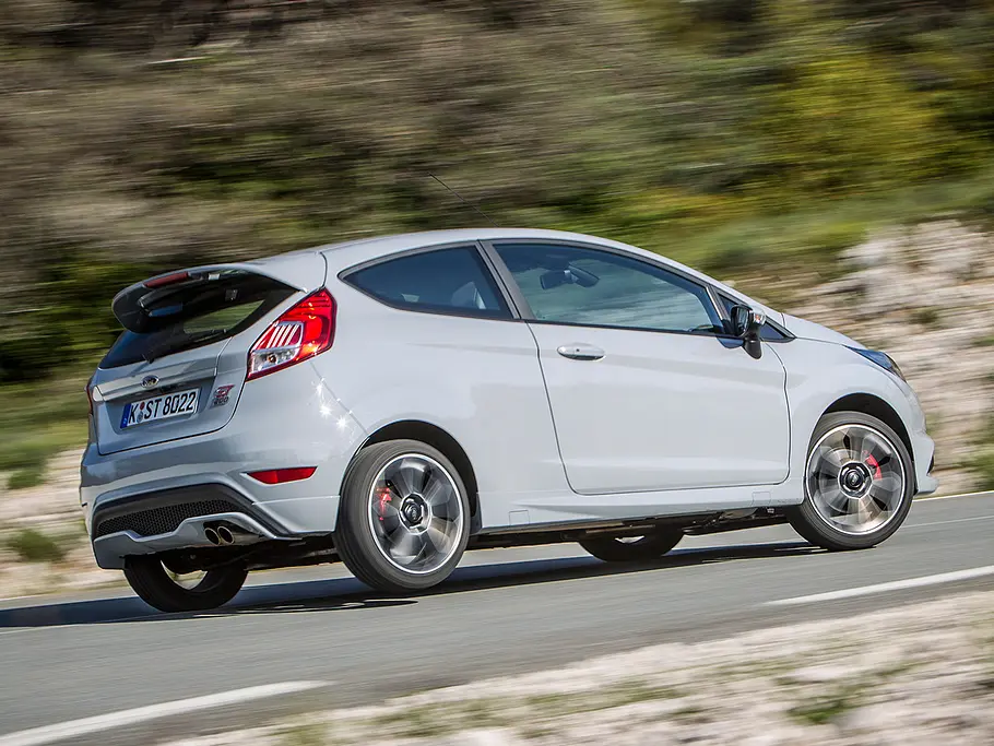 Ford Fiesta ST200 (2016)