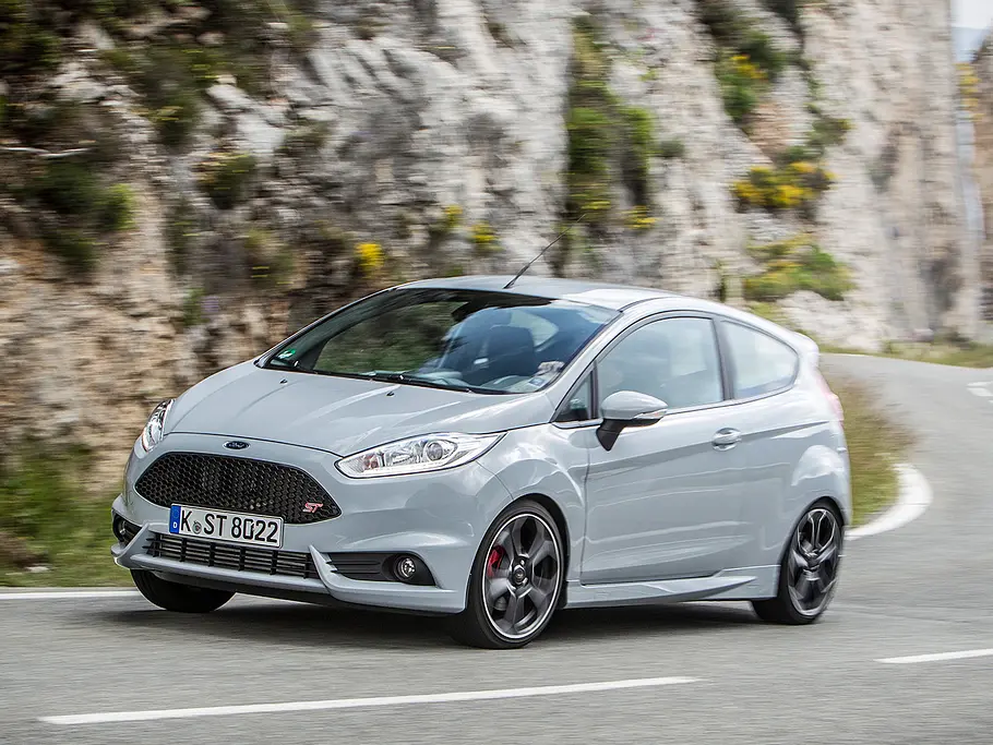 Ford Fiesta ST200 (2016)