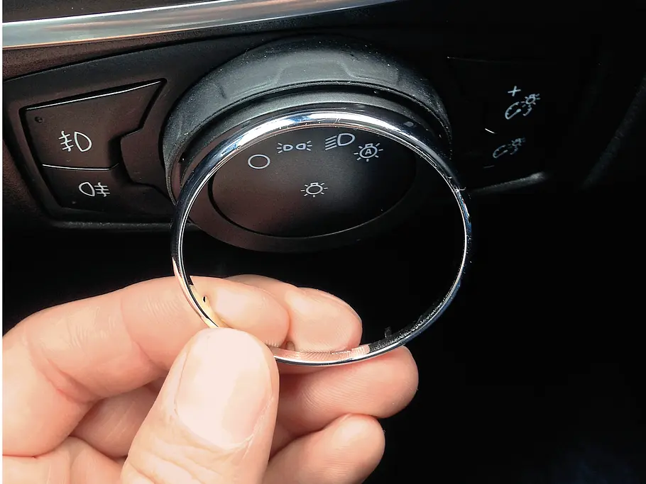 Ford Focus Turnier 1.0 EcoBoost Dauer-Test Zwischen-Bericht Erfahrungen Mängel Lichtschalter Bilder