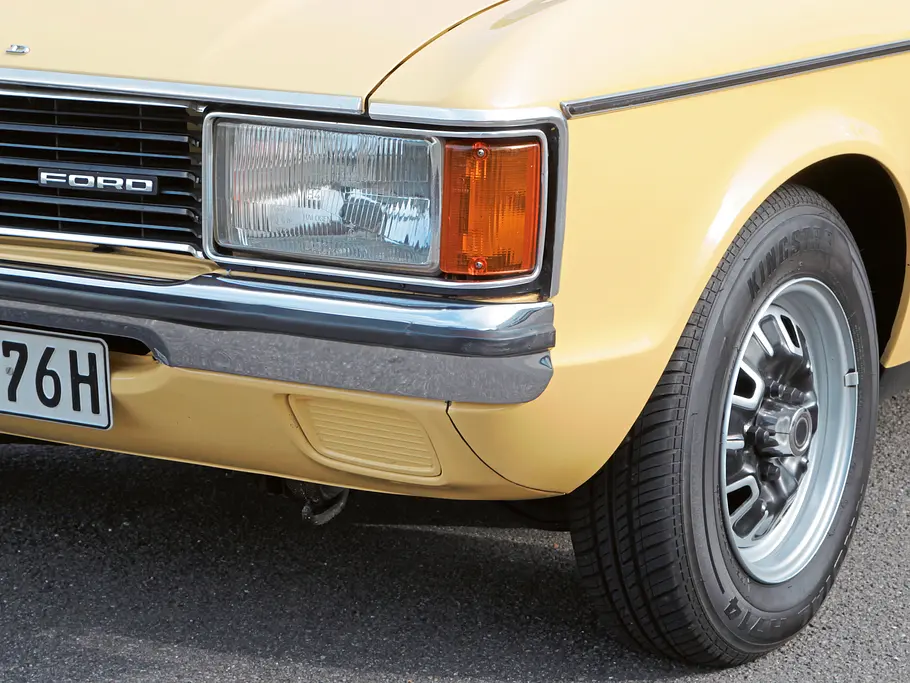 Ford Granada vs. Citroen DS 23 Pallas und Renault 16 TX: 70er Limousinen-Test Ford Granada L Limousine Vergleichstest