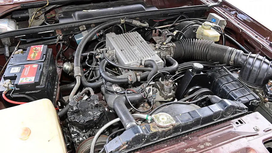 Der Motor des Ford Granada II. 