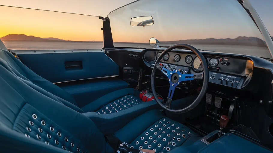 Ford GT40 Roadster Der Innenraum des Ford GT40 Roadster
