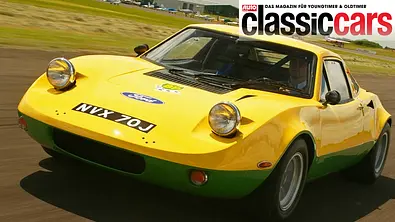 Der Ford GT70 fahrend von schräg vorne. - Foto: Ford